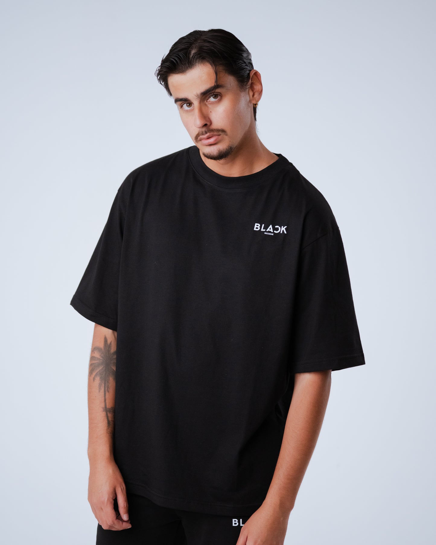 RIPPED UNISEX T-SHIRT